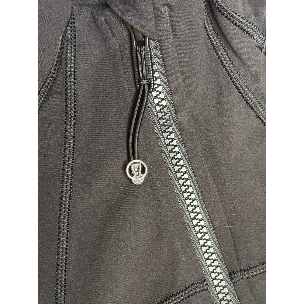 Lululemon Black Define Nulu Jacket Size 0 - Picture 5 of 5